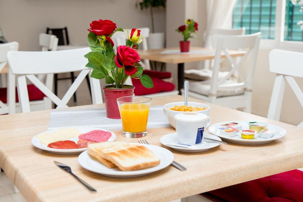 Hotel Marbella Fuengirola Εξωτερικό φωτογραφία